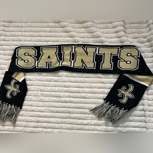 ew Orleans Saints Team Scarf.